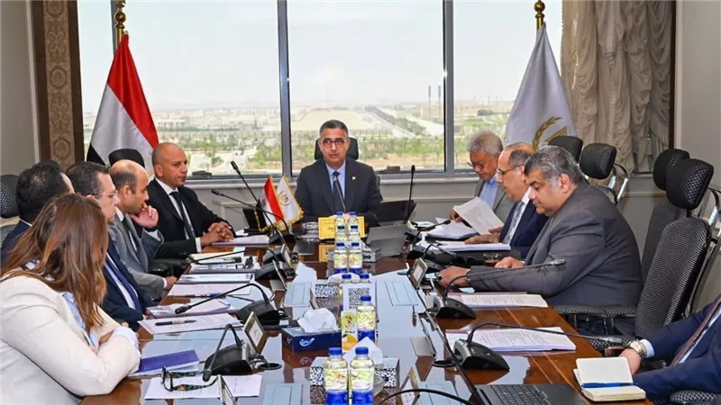 وزير التموين يتابع تنفيذ مشروع كاري أون لتطوير التجارة الداخلية الحديثة