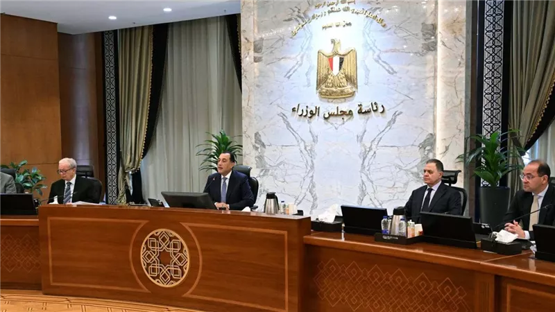 مدبولي : سداد مستحقات البترول بالكامل وتوسيع الاستثمار في الطاقة المتجددة