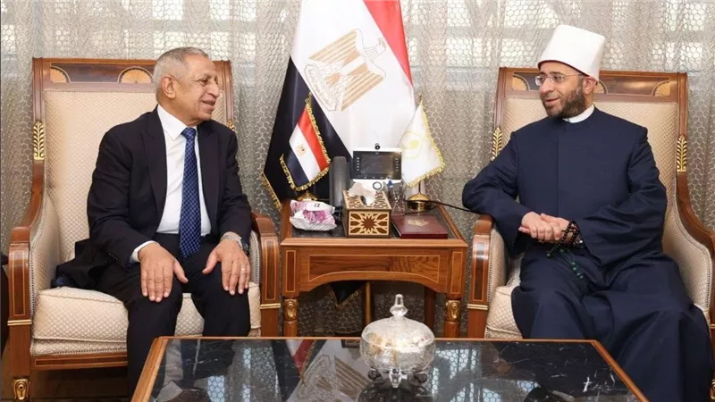 الأوقاف والأكاديمية العربية يوقعان بروتوكول تعاون لتأهيل الكوادر الإدارية والتكنولوجية