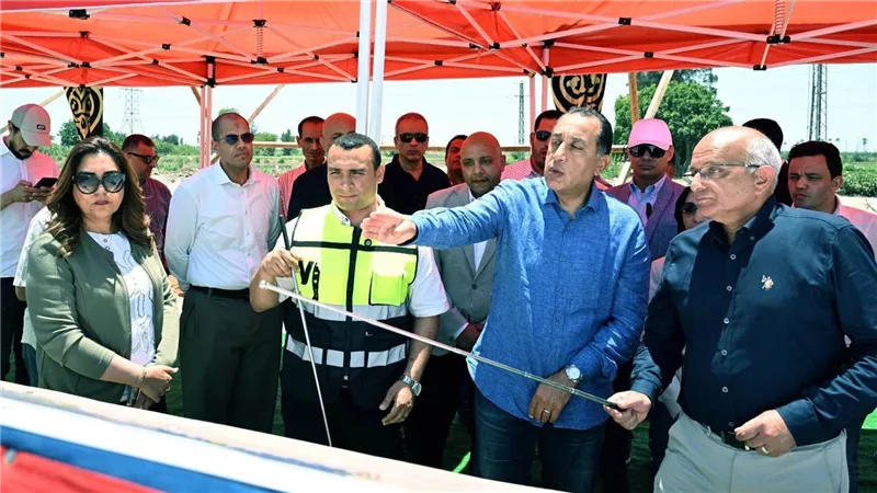 مدبولي يتابع تطوير الطريق الدولي الساحلي لربط الموانئ ودعم التنمية