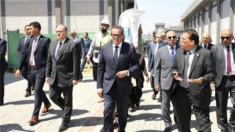 وزير الصحة يتفقد مدينة اللقاحات والبيوتكنولوجي باستثمارات 12 مليار جنيه حتى 2030
