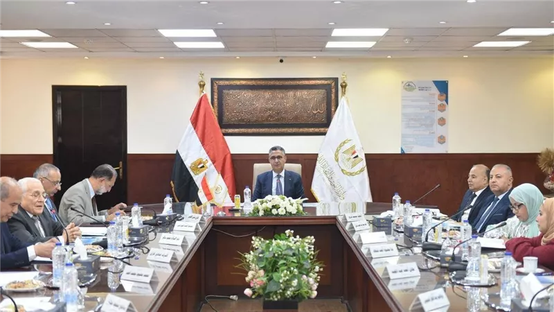 وزير التموين يعتمد موازنة الصوامع ويعزز كفاءة التخزين والأمن الغذائي