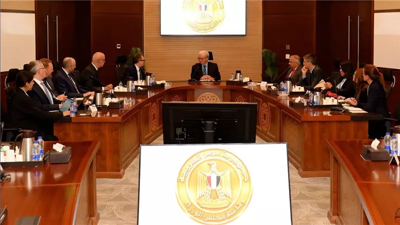نائب رئيس الوزراء الاقتصادي يبحث مع البنك الدولي دعم الإصلاحات والتنمية