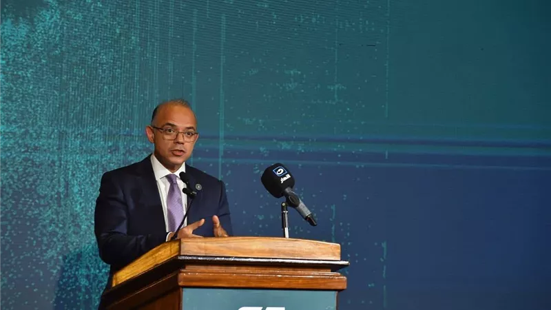 وزير الاستثمار والتجارة الخارجية يشهد إطلاق منصة 