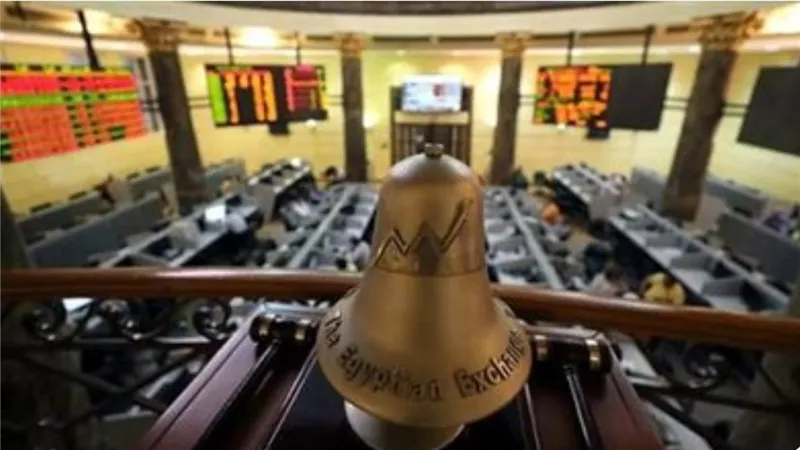 المصريون يقتنصون 86.6% من تداولات البورصة خلال أسبوع.. والعرب والأجانب يتجهون للبيع