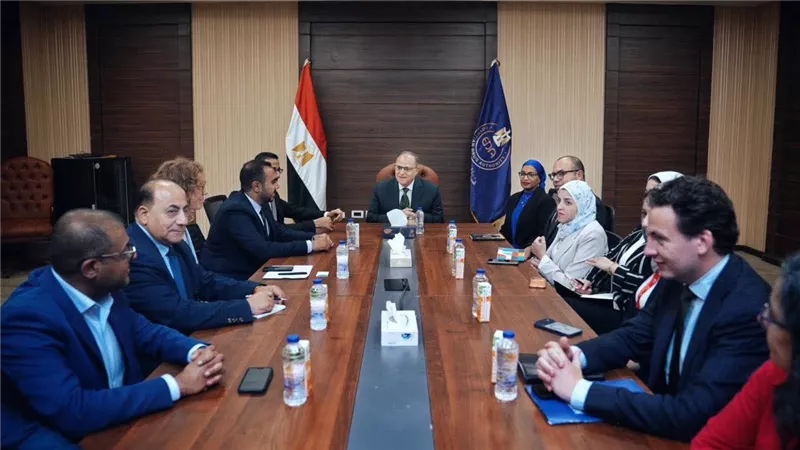 هيئة الدواء تبحث مع وفد  دنماركي فرص التعاون والاستثمار في مجال الأجهزة والمستلزمات الطبية