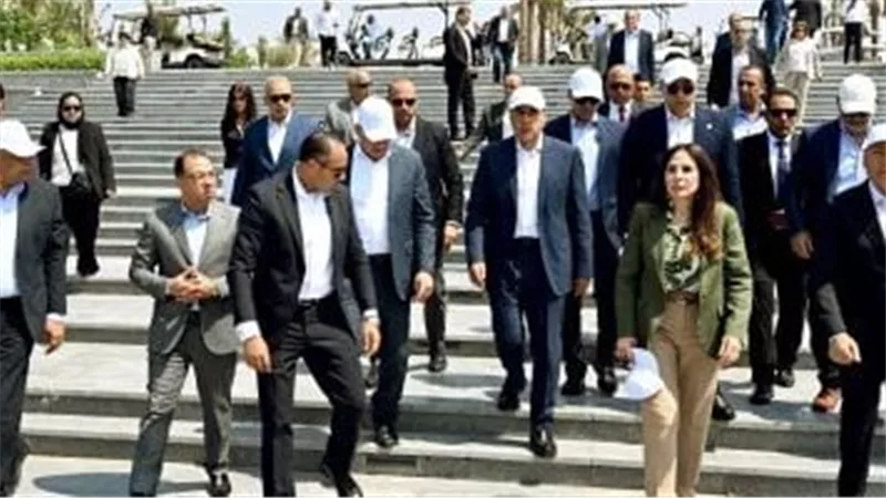 وزيرة الإسكان: 