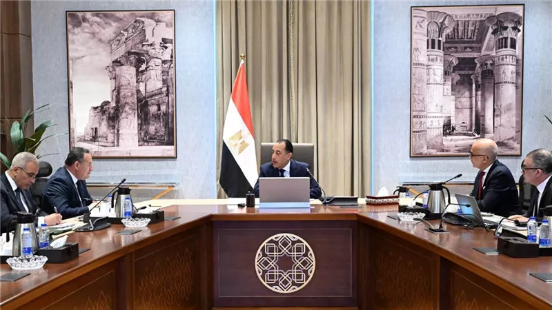 رئيس الوزراء يتابع الموقف التنفيذي للمدينة الطبية بجامعة عين شمس وتنفيذ التكليفات الرئاسية بقطاع التعليم العالي