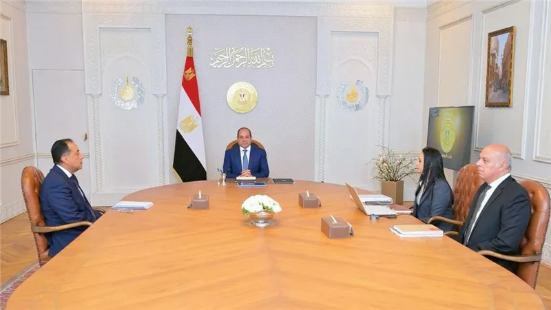 السيسي يوجه بإطلاق برنامج موحد للحماية الاجتماعية والتوسع في دور رعاية المسنين وحضانات الأطفال