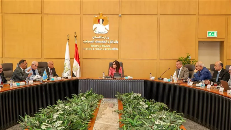 الإسكان تتابع تنفيذ المشروعات السكنية وتؤكد التوسع في “سكن لكل المصريين”