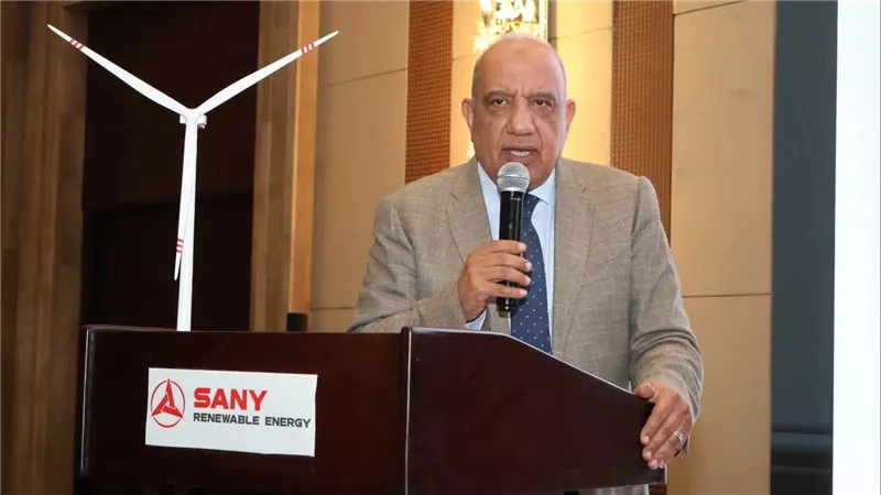 مصر تبدأ إنشاء أول مصنع لتوربينات الرياح ومشروع 2000 ميجاوات