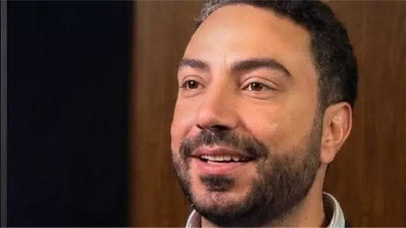 مؤمن أشرف يعلن انتهاء أزمته مع عمر المنير: «الحمد لله ..تم الوصول إلى حل»