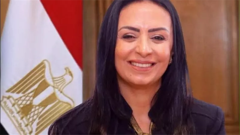 “مايا مرسي” تتابع الاستعدادات النهائية لانطلاق معرض ديارنا للحرف اليدوية بالساحل الشمالي