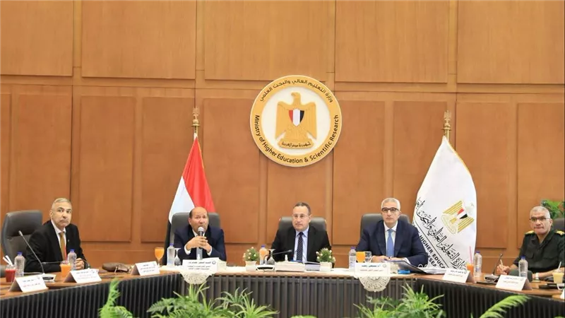 وزير التعليم العالي يترأس اجتماع المجلس الأعلى للجامعات بمقر الوزارة بالعاصمة الجديدة