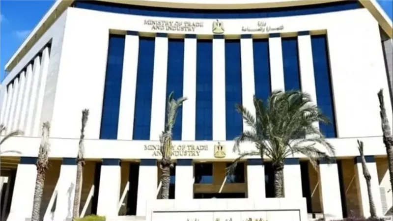 وزارة الصناعة تنفي تصريحات منسوبة للوزير بشأن 