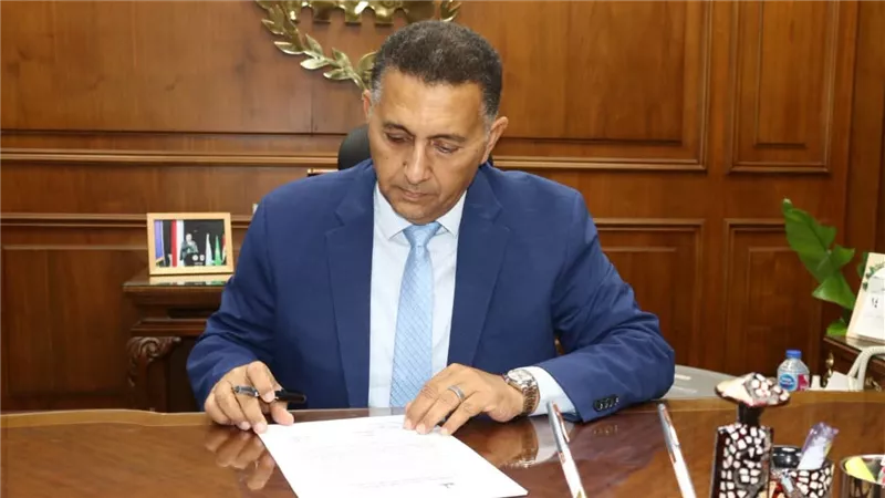 محافظ القليوبية يعتمد تنسيق الثانوية العامة بحد أدنى 240 درجة للعام الدراسي الجديد
