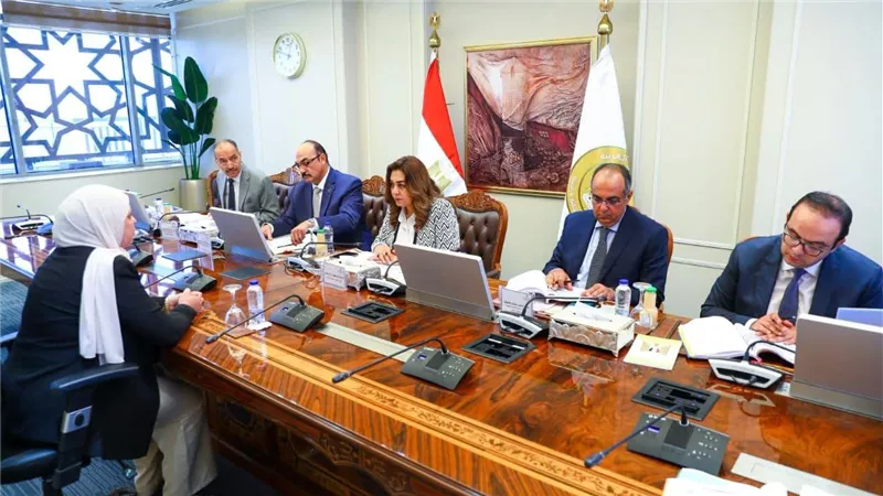 “منال عوض” تستكمل مقابلات اختيار ثلاث وعشرين قيادة جديدة بالوزارة القيادية الشاغرة