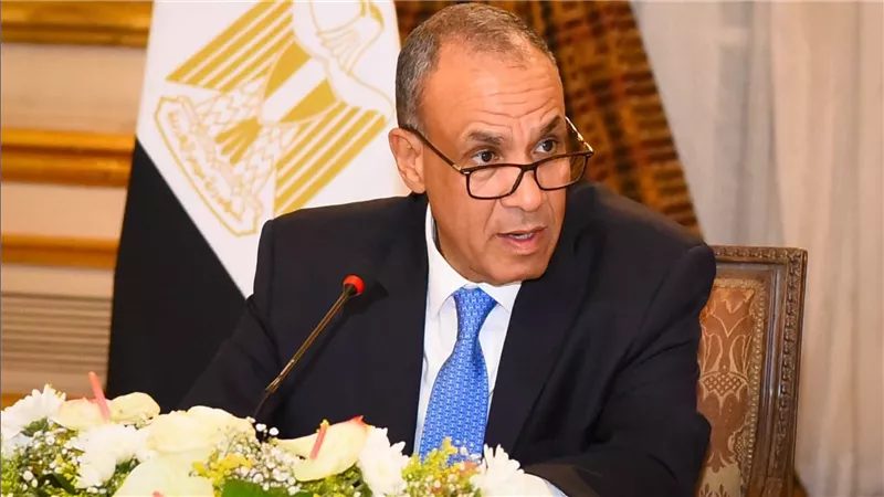 وزير الخارجية يشهد مراسم التوقيع على إعلان النوايا للتعاون في مجال الهجرة بين مصر وفرنسا