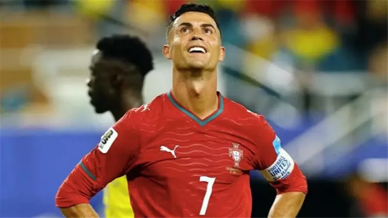 مليارات فوق المستطيل الأخضر.. رونالدو يتصدر قائمة أعلى اللاعبين أجراً في كأس العالم 2026
