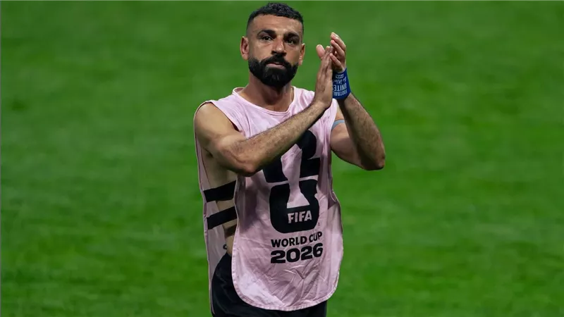 اتحاد الكرة يطالب فيفا بالتحقيق مع حكم مباراة مصر والأرجنتين