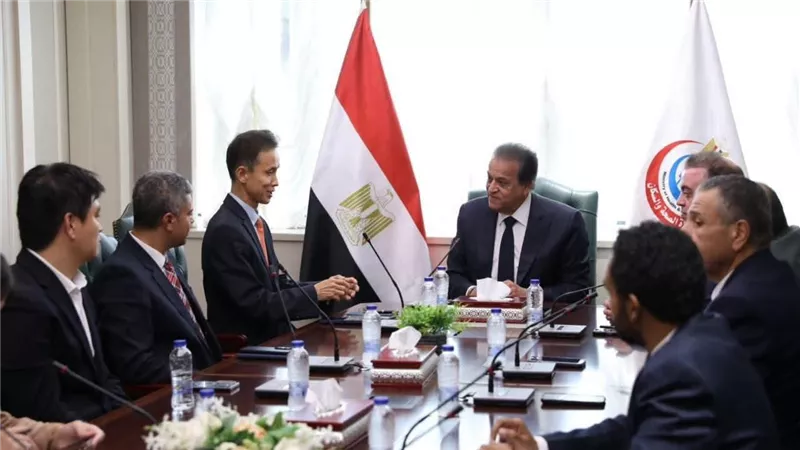 وزير الصحة يبحث مع سامسونج للإلكترونيات تعزيز التعاون في التدريب الطبي والتحول الرقمي