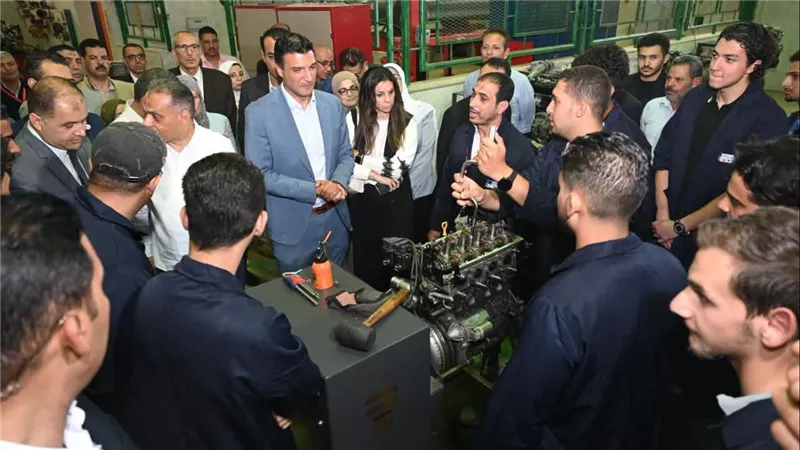 وزير الصناعة يعلن حوافز جديدة ومنصة رقمية لدعم المستثمرين بالعاشر من رمضان