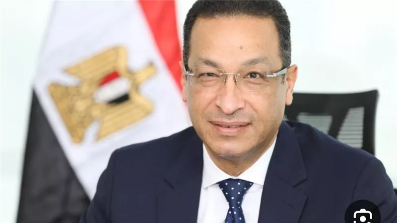 رأفت هندي يستعرض تقرير رئاسة مصر لمنتدى القمة العالمية لمجتمع المعلومات 2026 بجنيف