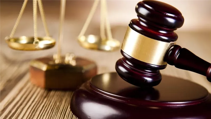 بلاغ لمباحث الإنترنت بشأن منشورات تسيء لنائب وزير المالية السابق وأسرته