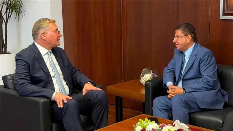 وزير البترول يبحث مع مناجم الفوسفات الأردنية تعزيز الصناعات التعدينية والقيمة المضافة