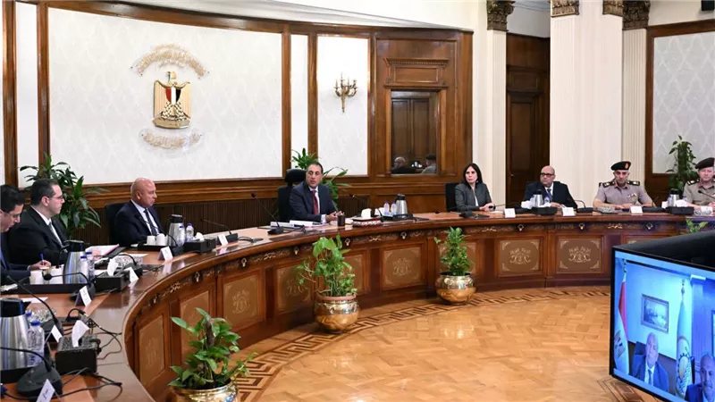رئيس الوزراء يتابع مستجدات الموقف التنفيذي لمشروع تنمية مدينة 