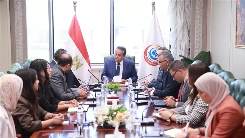 وزير الصحة يبحث سبل التعاون مع شركة «راي» المتخصصة في الاستشارات الهندسية والمستشفيات الذكية