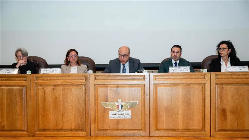 وزير الطيران يطلق أول دراسة وطنية لإنتاج وقود الطيران المستدام وفق المعايير الدولية