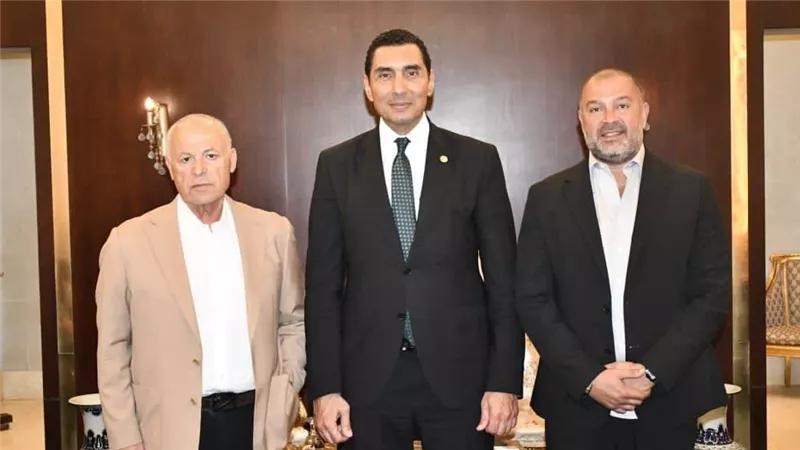 “جوهر نبيل”  يبحث استعدادات المنتخب الوطني ومستجدات ملف الشراكات بين الأندية الجماهيرية وأندية القطاع الخاص
