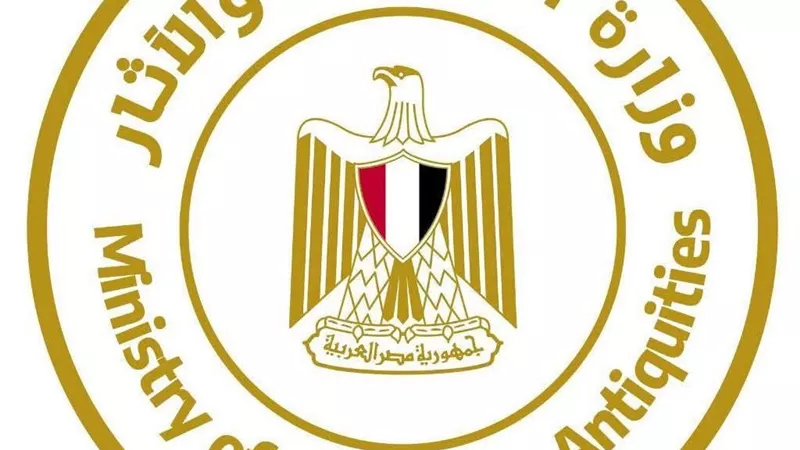 السياحة والآثار تطلق مشروعًا شاملًا لتطوير خدمات الزائرين وطرق منطقة سقارة الأثرية