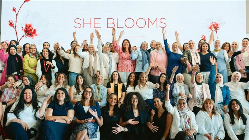 إي آند مصر تطلق برنامج «She Blooms» لتمكين المرأة وتعزيز ثقافة الشمول والتطوير المهني
