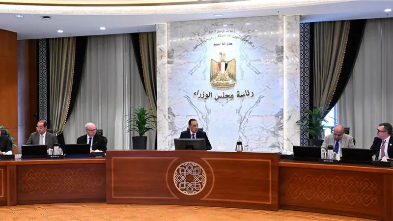 مدبولي يتابع خطط الاستثمار لتعزيز الصادرات وجذب رؤوس الأموال