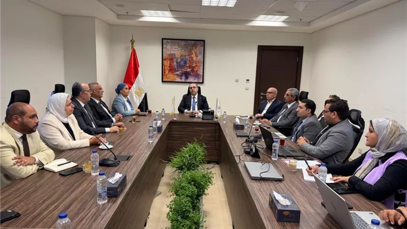 حوافز جديدة للإعلانات بالطاقة المتجددة وتحديث شامل للمخططات الإعلانية بجميع المحافظات والمدن المصرية قريبًا