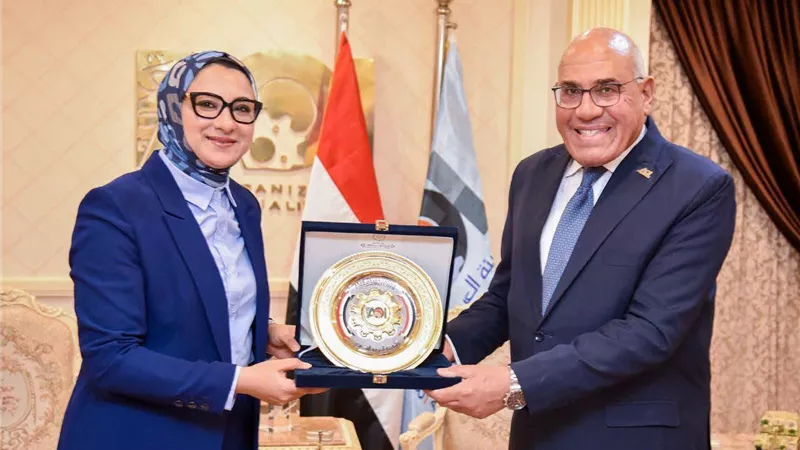 العربية للتصنيع تتوسع بمشروعات الوادي الجديد وتدعم التنمية بتصنيع الاحتياجات محليًا وتقليل الاستيراد بالكامل
