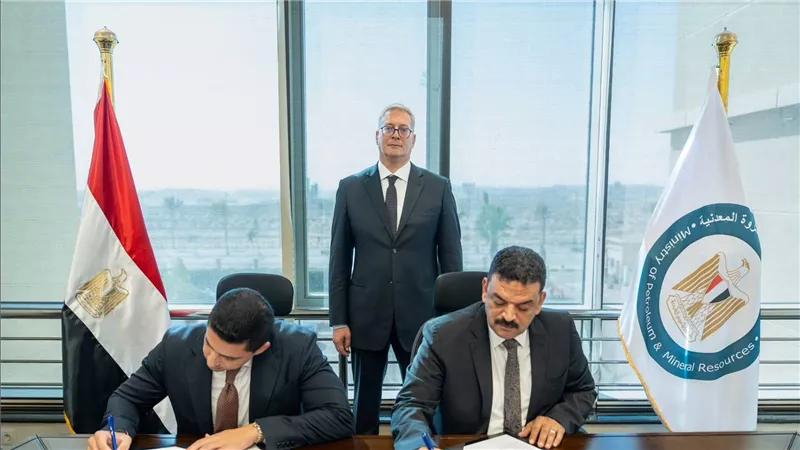 البترول توقع مذكرة تفاهم مع 