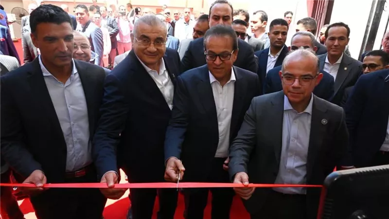 وزير الصناعة: مصنع «سبكترم» يعزز توطين التشخيص الطبي ويخفض الواردات