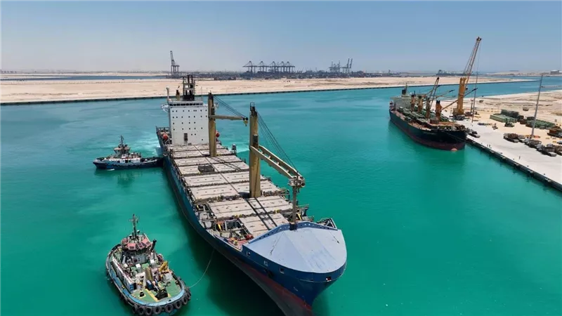 ميناء السخنة يواصل التشغيل التجاري لمحطة ترانس كارجو باستقبال أولى السفن بنجاح وكفاءة تشغيلية