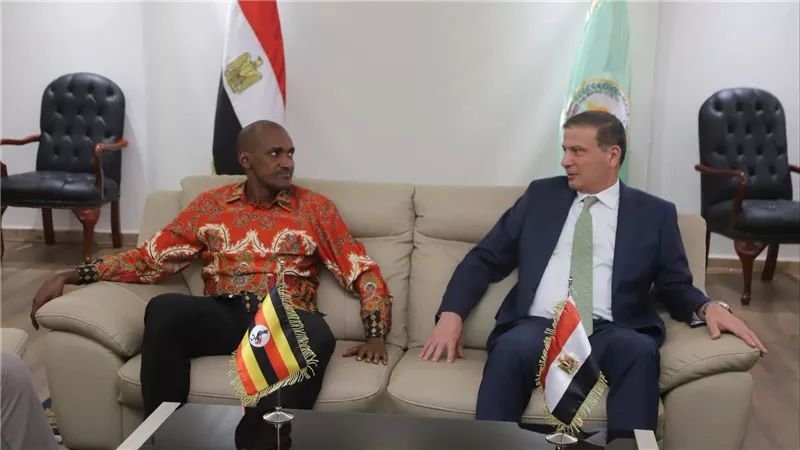 وزير الزراعة يبحث مع نظيره الأوغندي تعزيز الشراكة الاستراتيجية والتكامل الزراعي والحيواني بين البلدين