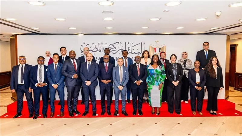 البنك المركزي المصري يستضيف وفدين من بنك غانا لتعزيز التعاون في التحول الرقمي والأمن السيبراني