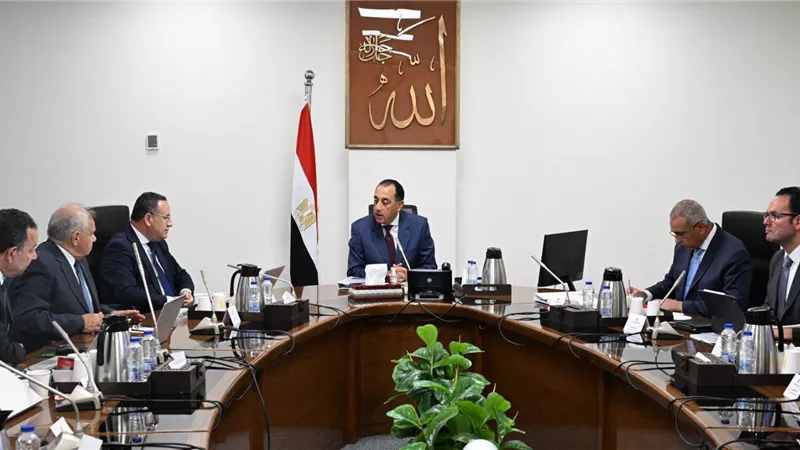 مدبولي: تطوير التعليم يرتكز على بناء الجدارات وربط الخريجين بسوق العمل