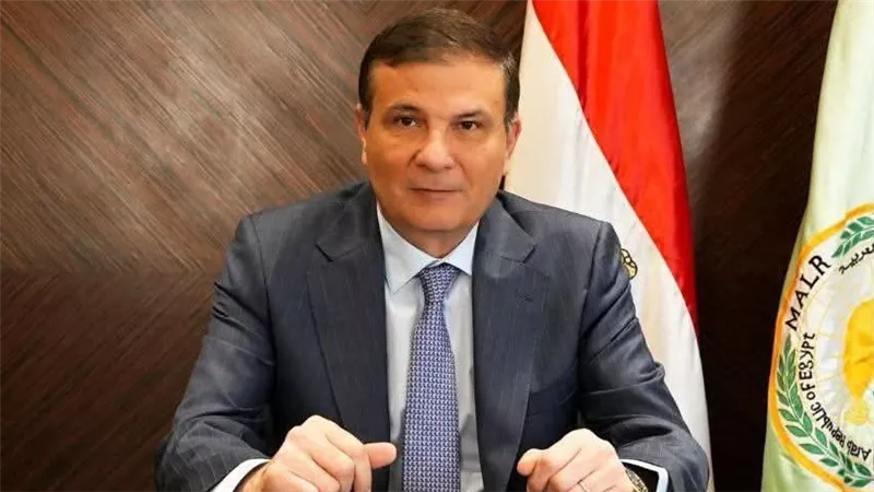 وزير الزراعة: صرف 10.7 مليون شيكارة أسمدة للمزارعين ومتابعة لحظية لمنظومة التوزيع