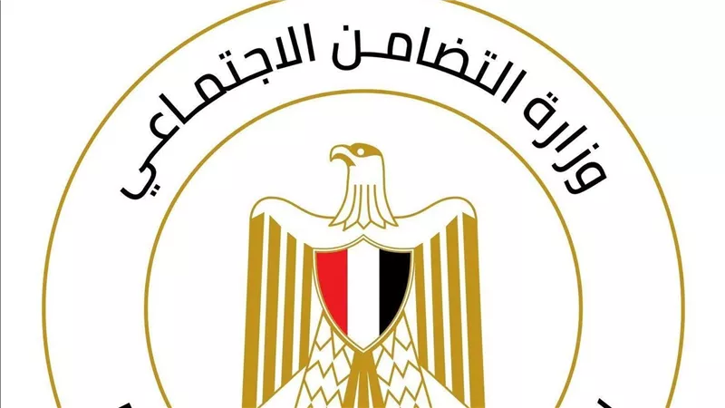 “مايا مرسي”  تتابع تداعيات حادث انهيار عقار بمدينة زفتي محافظة الغربية.. وتوجه بصرف المساعدات لأسر الضحايا