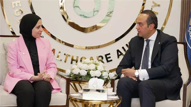  الرعاية الصحية ووزارة الخارجية تبحثان فتح آفاق جديدة للتعاون الدولي في القطاع الصحي