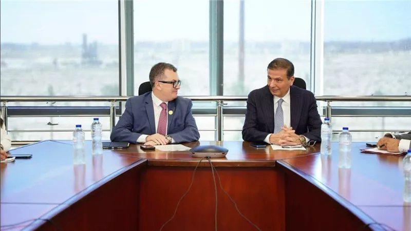 التخطيط والزراعة تبحثان تعزيز الأمن الغذائي وتوسيع مبادرة القرية المنتجة وجذب الاستثمارات الزراعية المستدامة