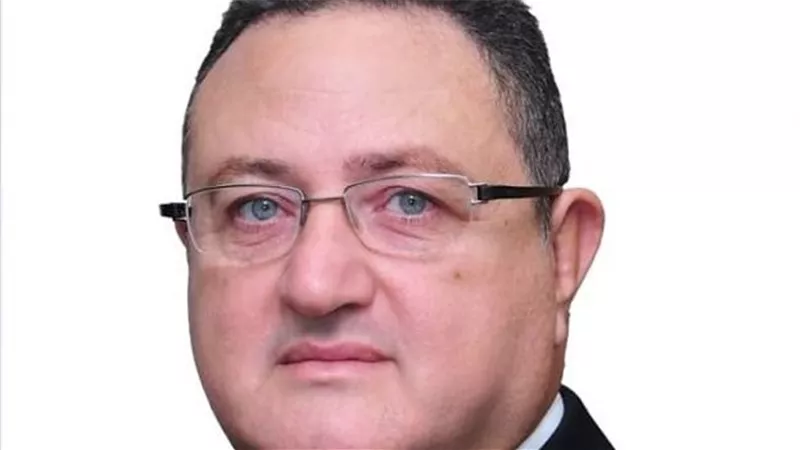 مدحت قمر لـ «الميزان نيوز»: 501 مليار جنيه محفظة قروض البنك العقاري المصري العربي
