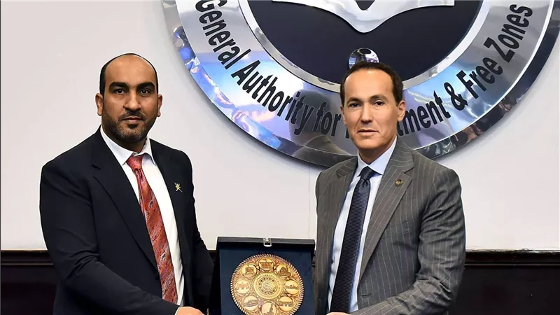 الهيئة العامة للاستثمار والمناطق الحرة وغرفة تجارة وصناعة سلطنة عُمان تبحثان فرص التعاون الاستثماري 